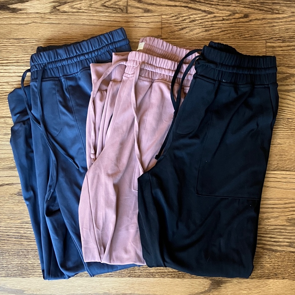 LOFT Lou & Grey Scuba Soft Joggers Size M